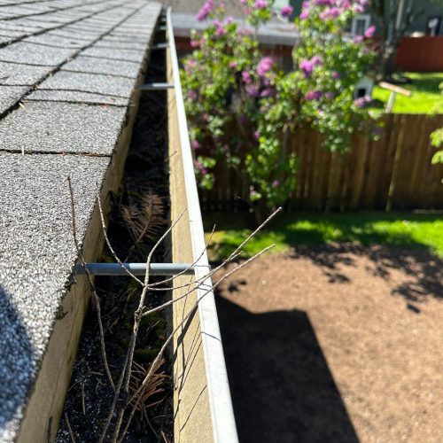 Gutter Cleaning Vancovuer